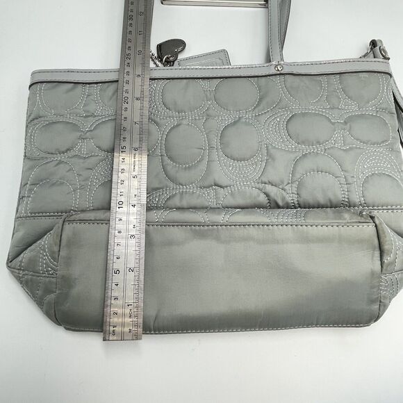 Coach Quilted Gray Signature Stitch Nylon & Patent Leather Medium Tote Bag Grey - Picture 13 of 14